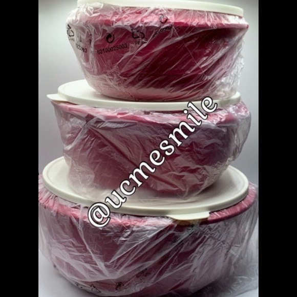 Tupperware Ultimate Mixing Bowls Set of (3) with Lids - Picture 2 of 13